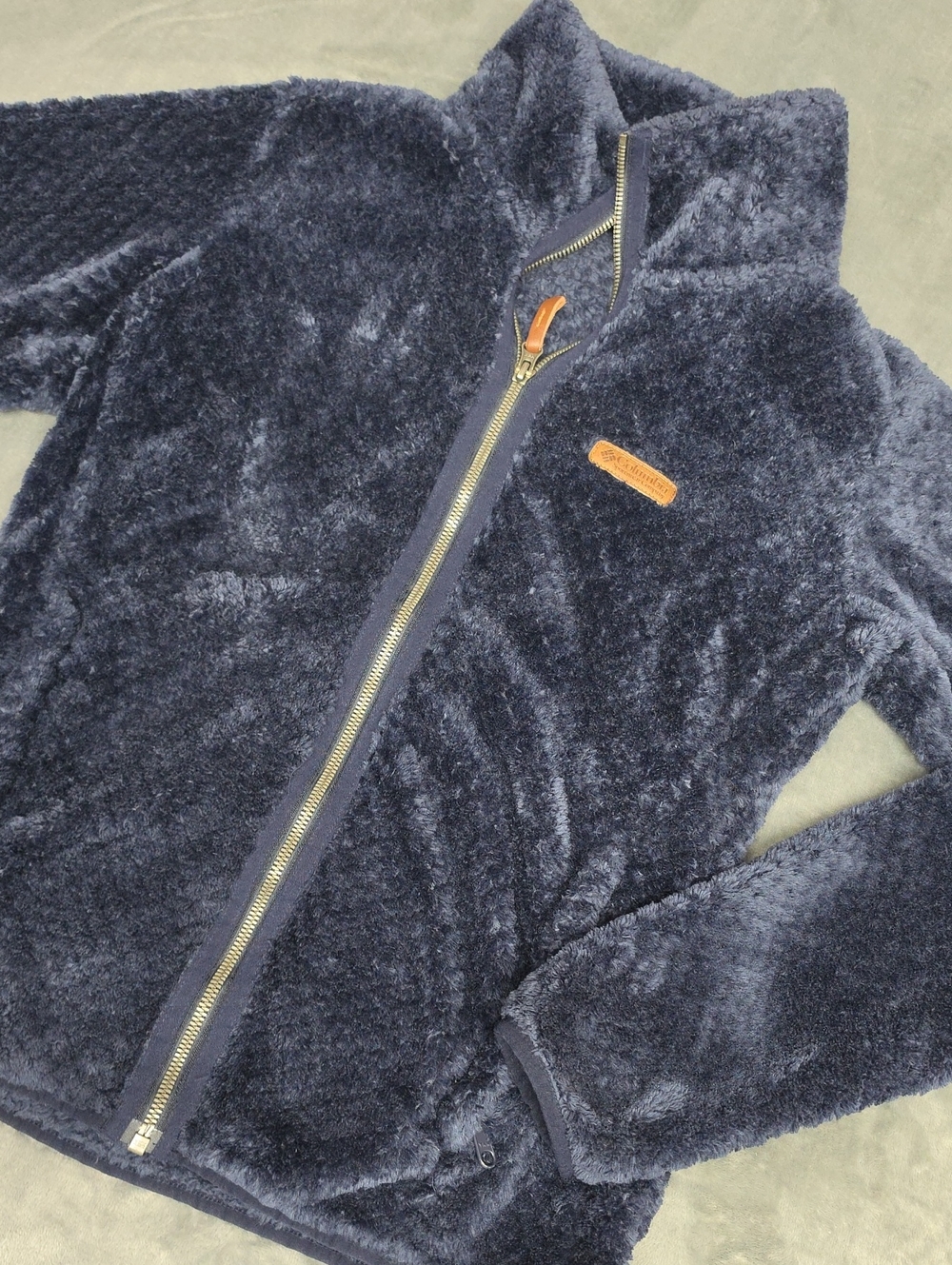 Plush Navy Full-Zip Ski Jacket with High Collar